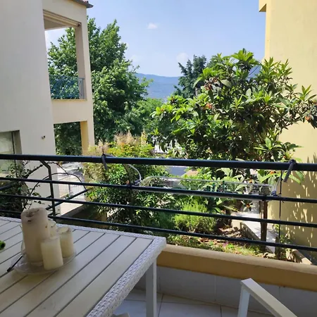 Apartament Evi's House Nea Iraklitsa